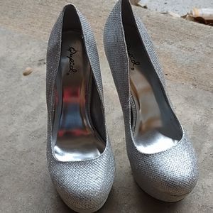Hi heels platforms metalic